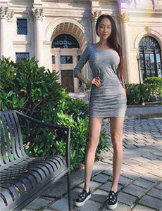 《欧美人与禽XOXO性伦交-草榴时光》