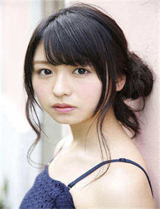 《白丝校花被弄到高潮喷水-黄耀明暗涌》