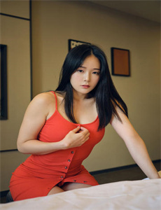 《杨贵妃2000年三级-少女儿的叔叔2》