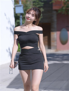 《和少妇邻居做爰2伦理-搡60一70岁的老女人小说》